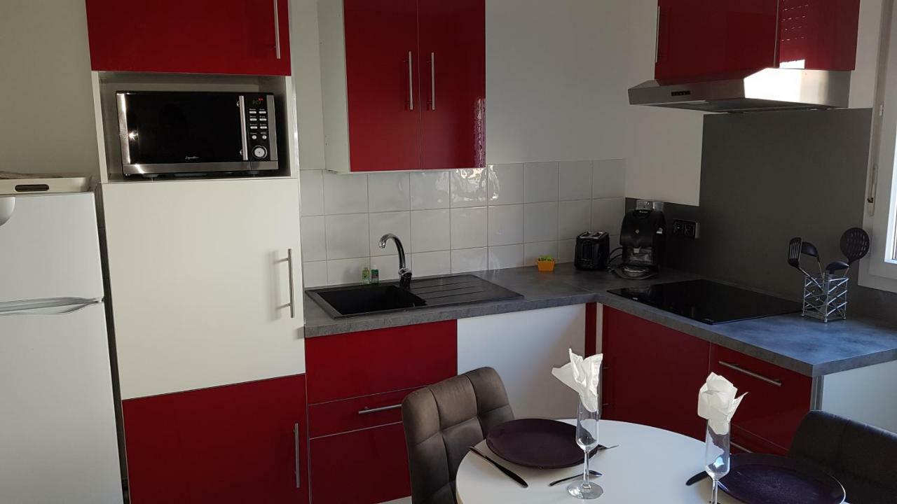 Appartement T3 A Belley Au Calme Avec Jardin Privatif Ngoại thất bức ảnh